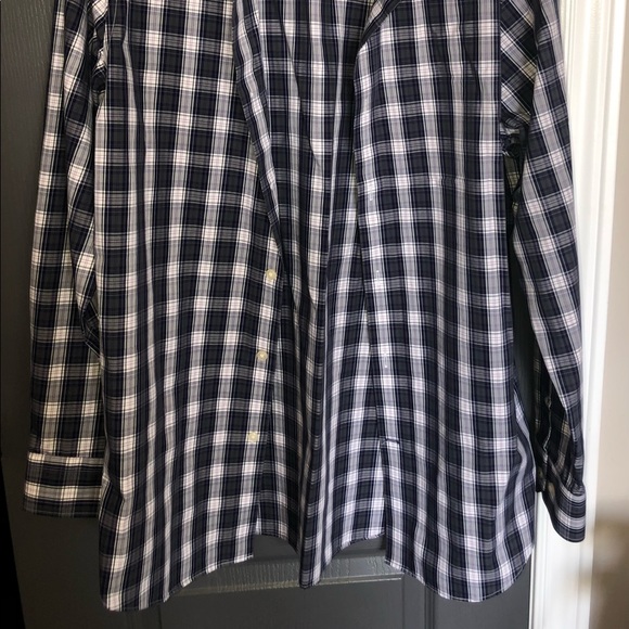 Men’s Banana Republic men’s shirt. - Picture 2 of 2